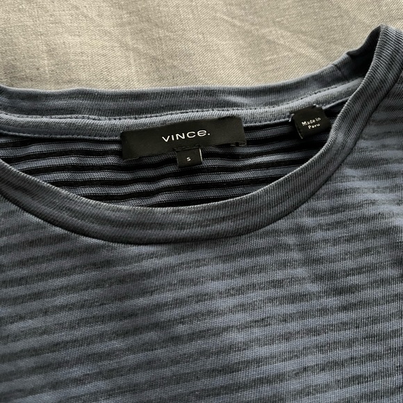 Vince Size Small Striped Tee - Picture 2 of 2